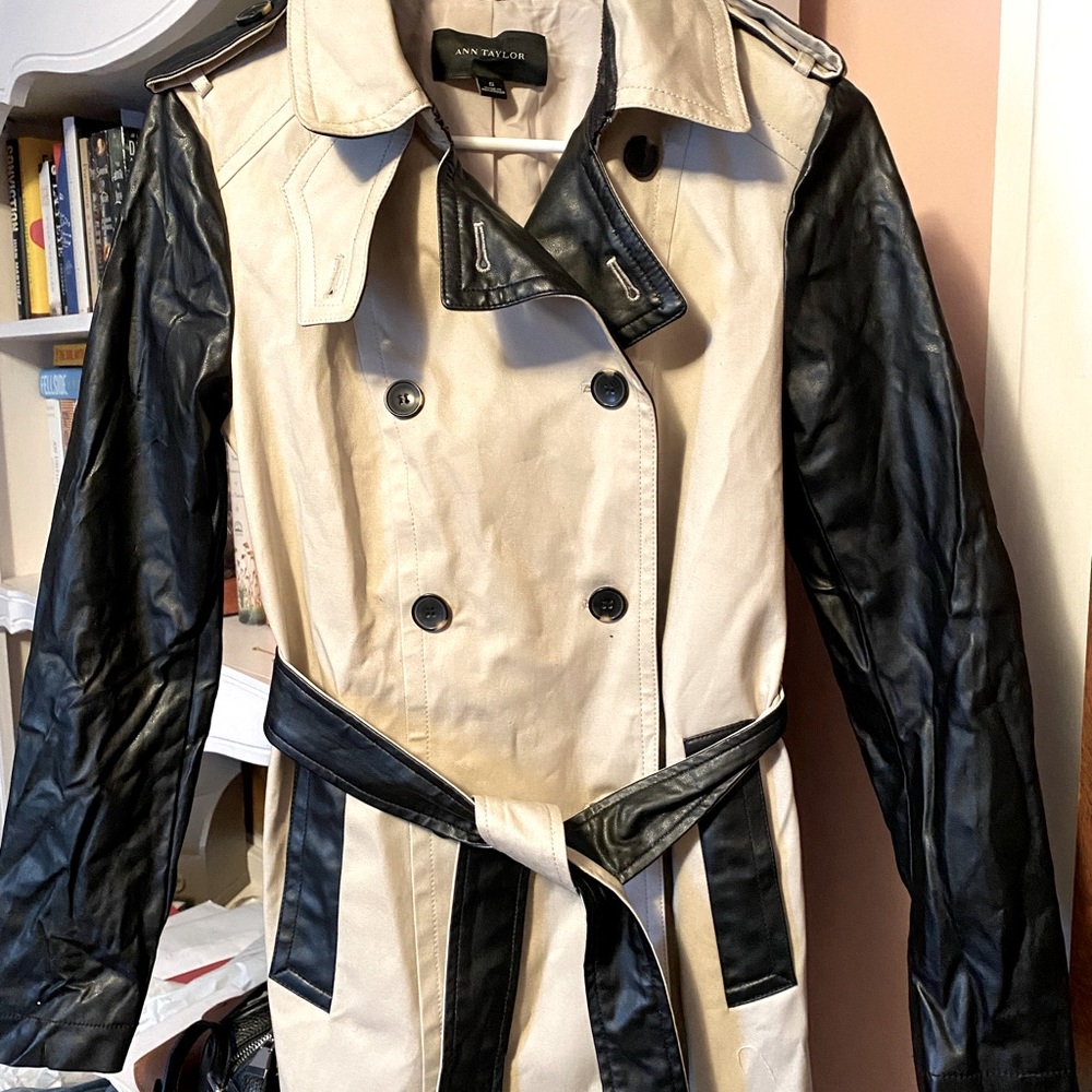 NEW TAN TRENCH STYLE JACKET WITH BLACK FAUX LEATHER DETAILING!!